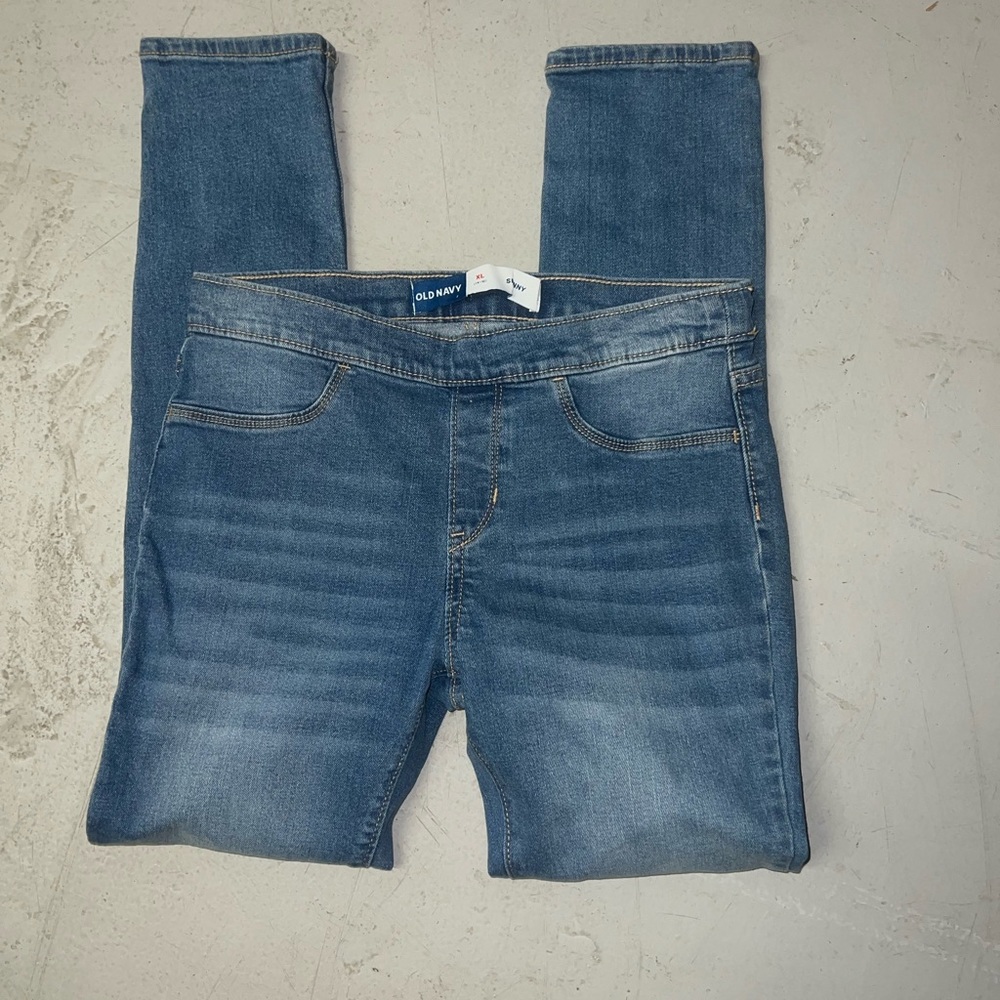Girl’s Old Navy skinny jeans